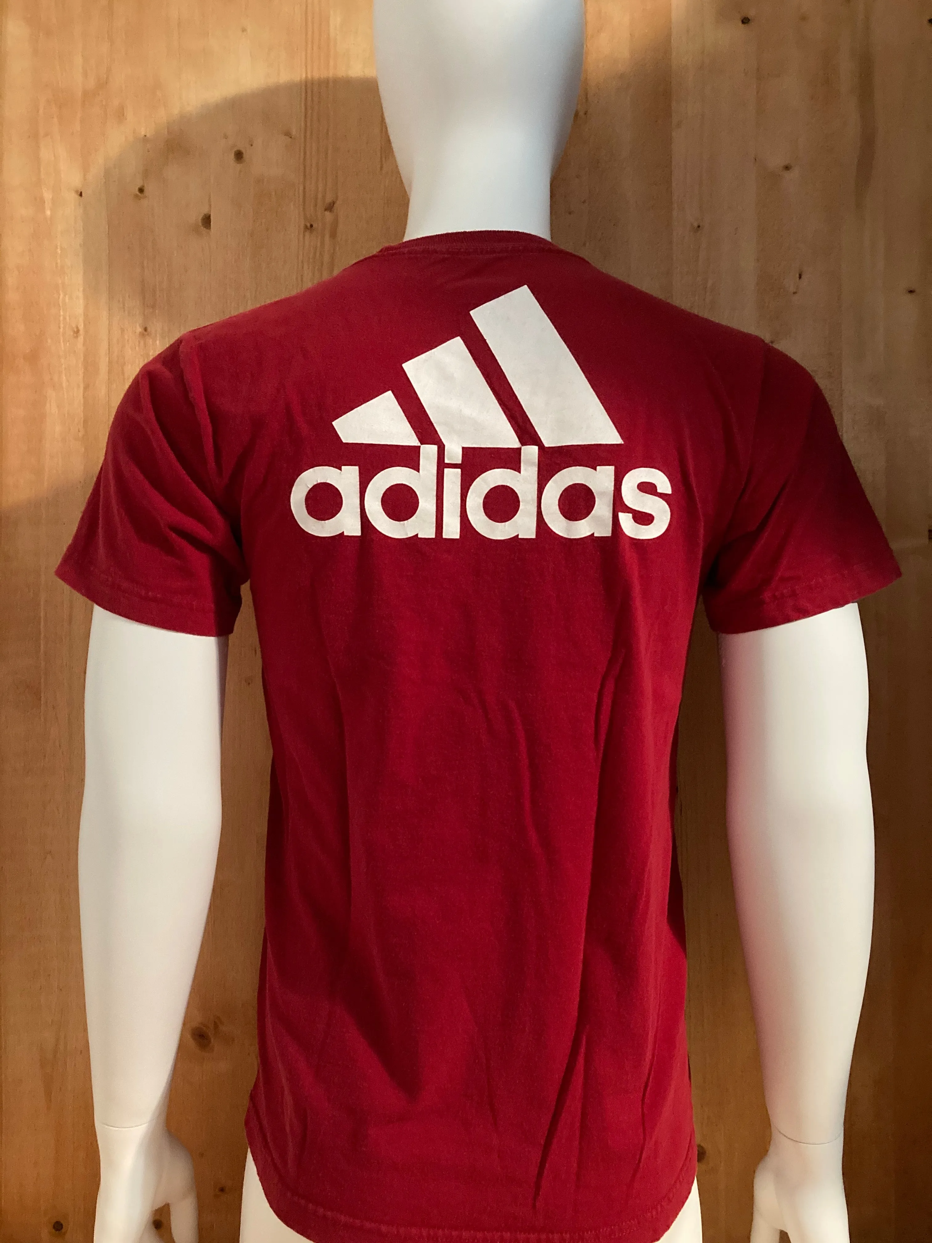 ADIDAS "WISCONSIN FOOTBALL" Adult M Medium MD Red 2011 T-Shirt Tee Shirt