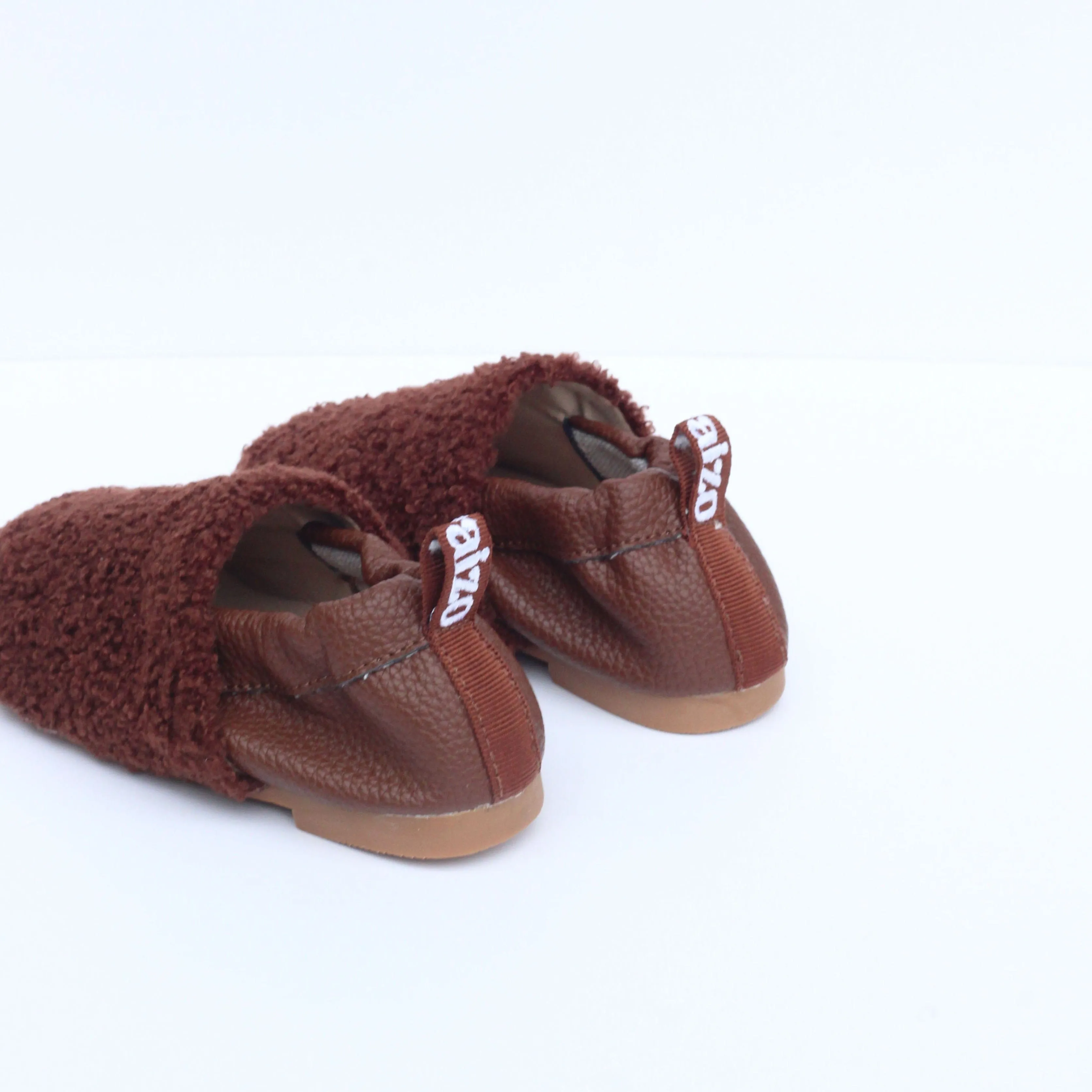 Alma Vegan Leather & Vegan Shearling Kids Slipper Shoe | Brown