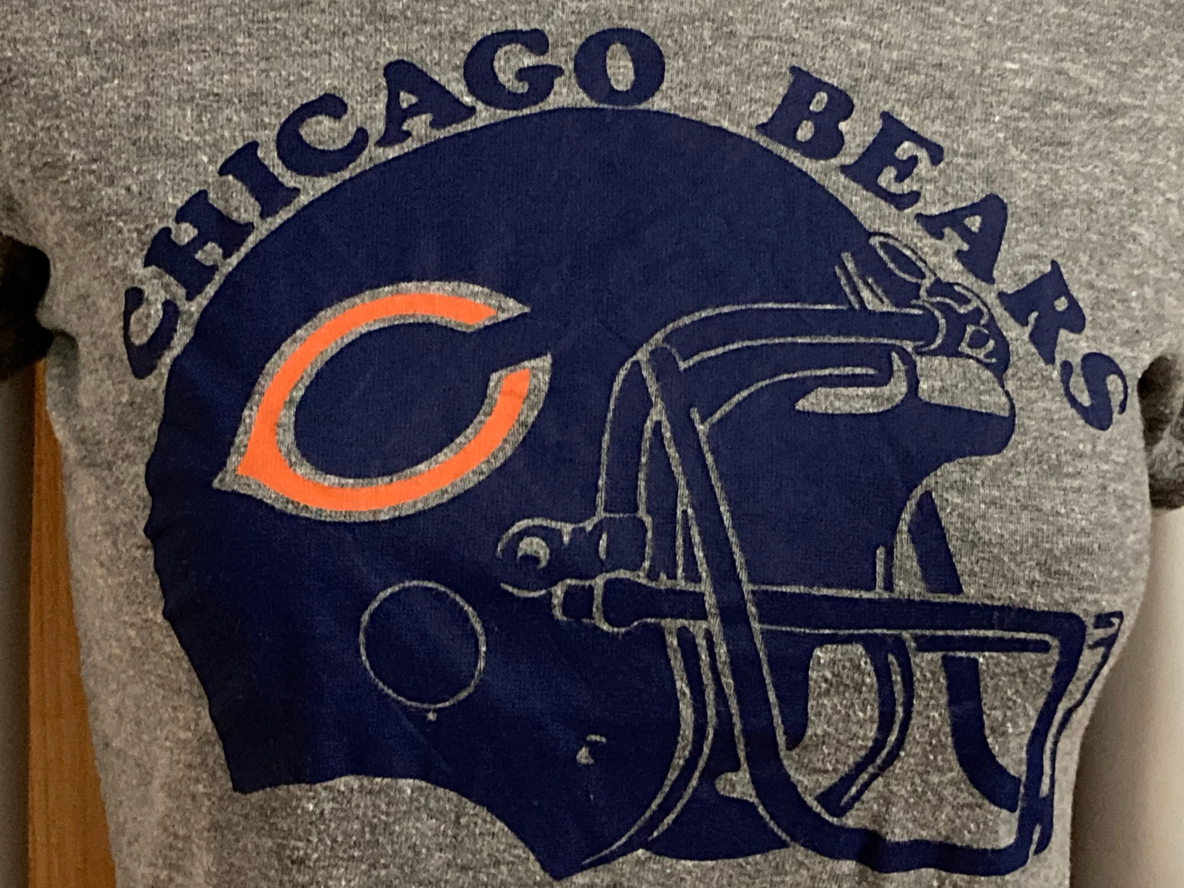 ALTERNATIVE "CHICAGO BEARS" Graphic Print Girls T-Shirt Tee Shirt M MD Medium Gray Shirt