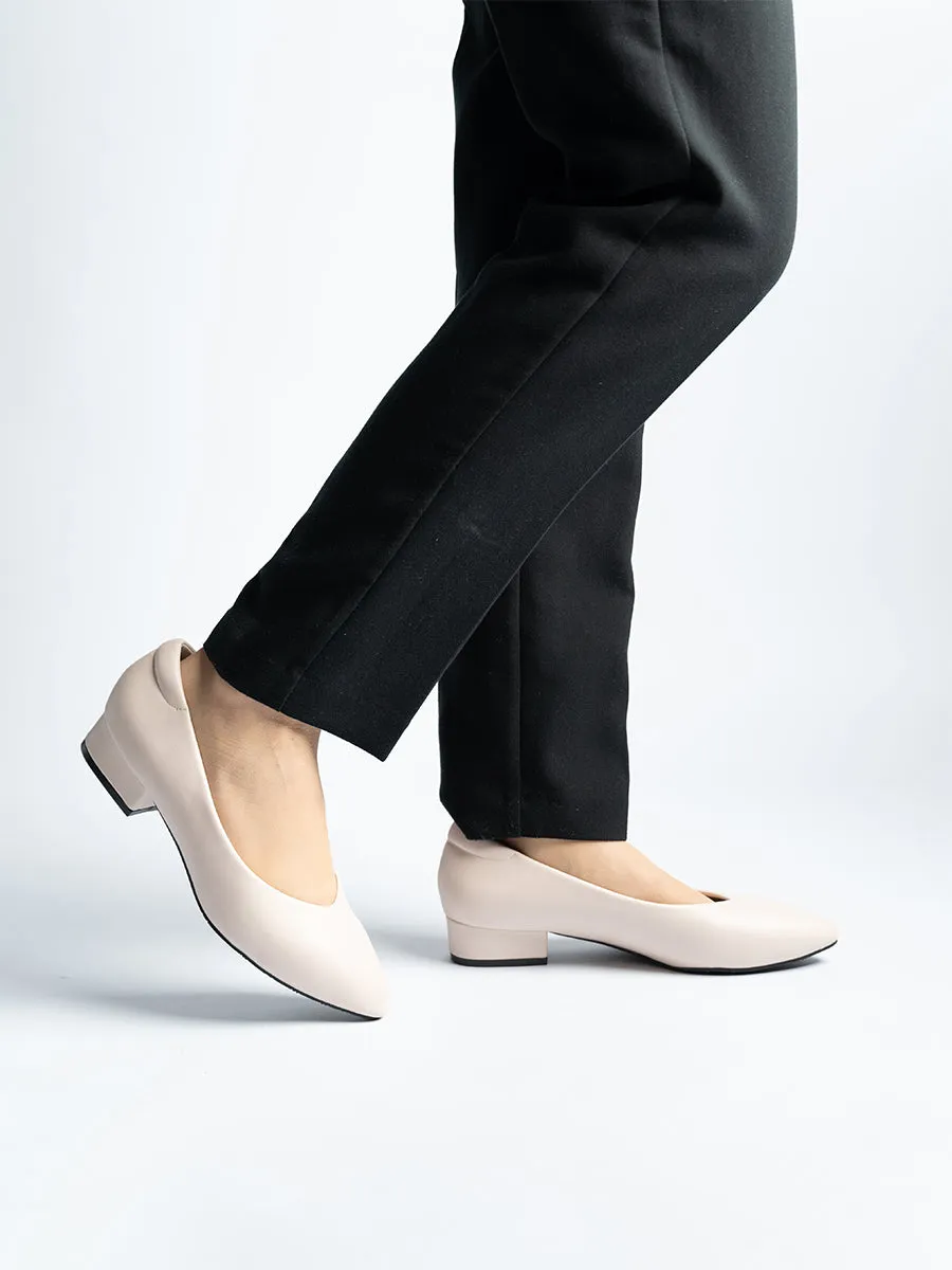 Bethany Pointed Mid Heel