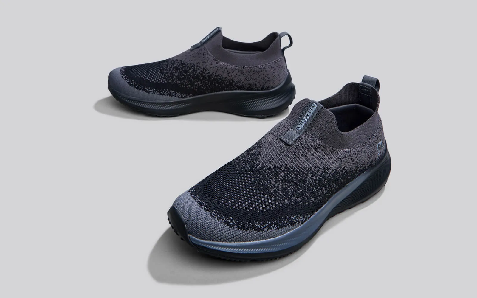 Blend Knit Slip Ons : Black-Grey