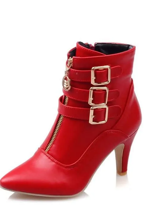 Buckle pointed Roman boots