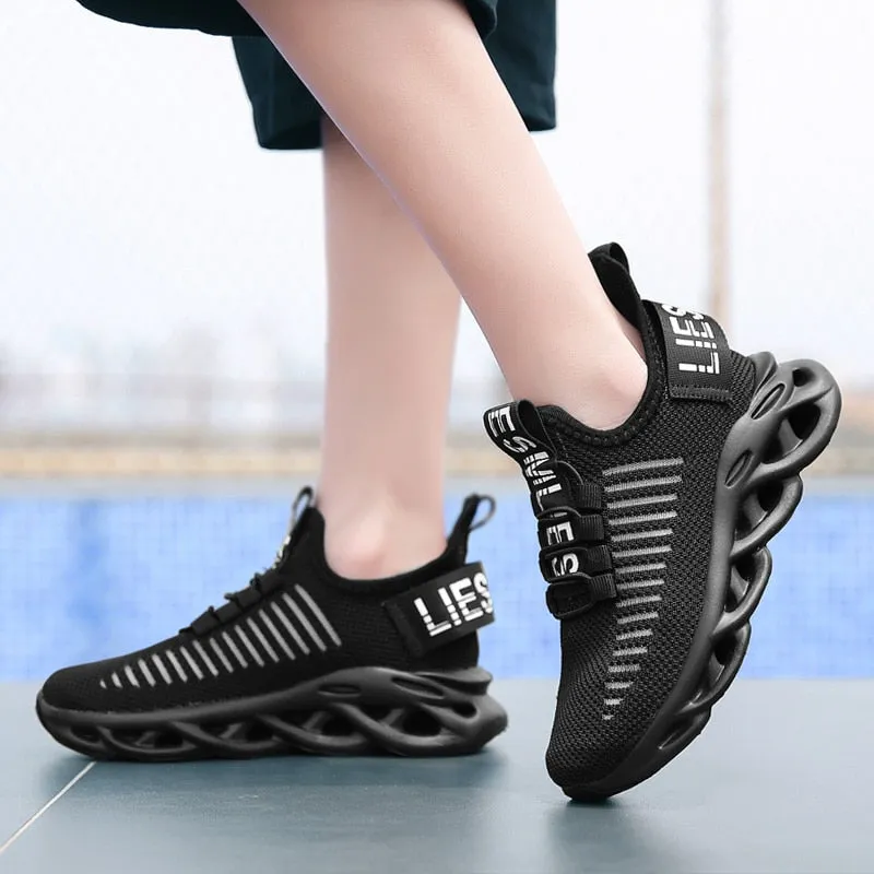 Children's Fashion Sports Shoes Boys Girls Running Outdoor Sneakers Breathable Soft Bottom Kids Lace-up Jogging Shoes