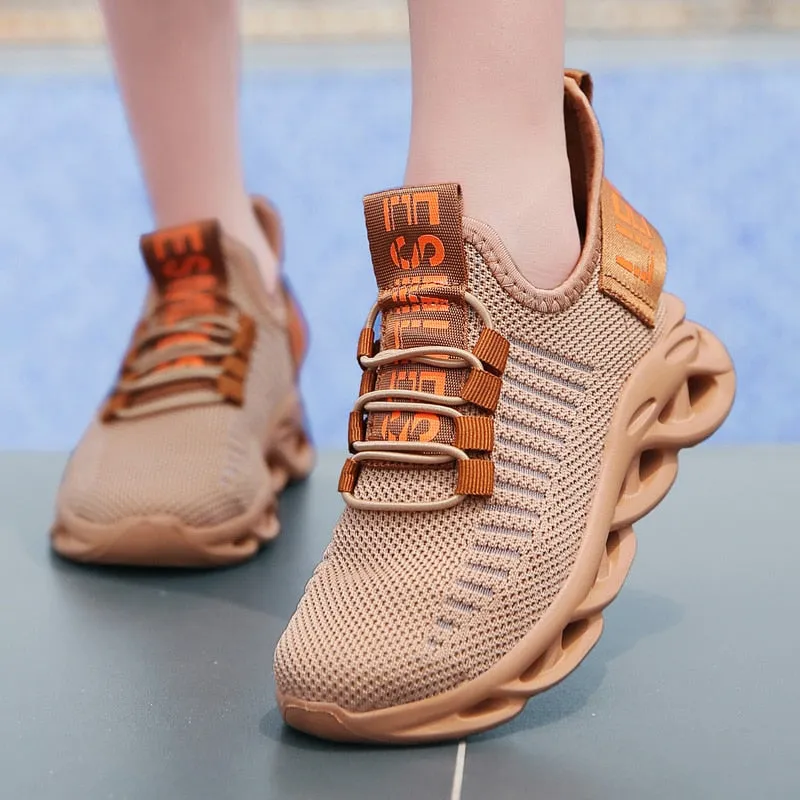 Children's Fashion Sports Shoes Boys Girls Running Outdoor Sneakers Breathable Soft Bottom Kids Lace-up Jogging Shoes