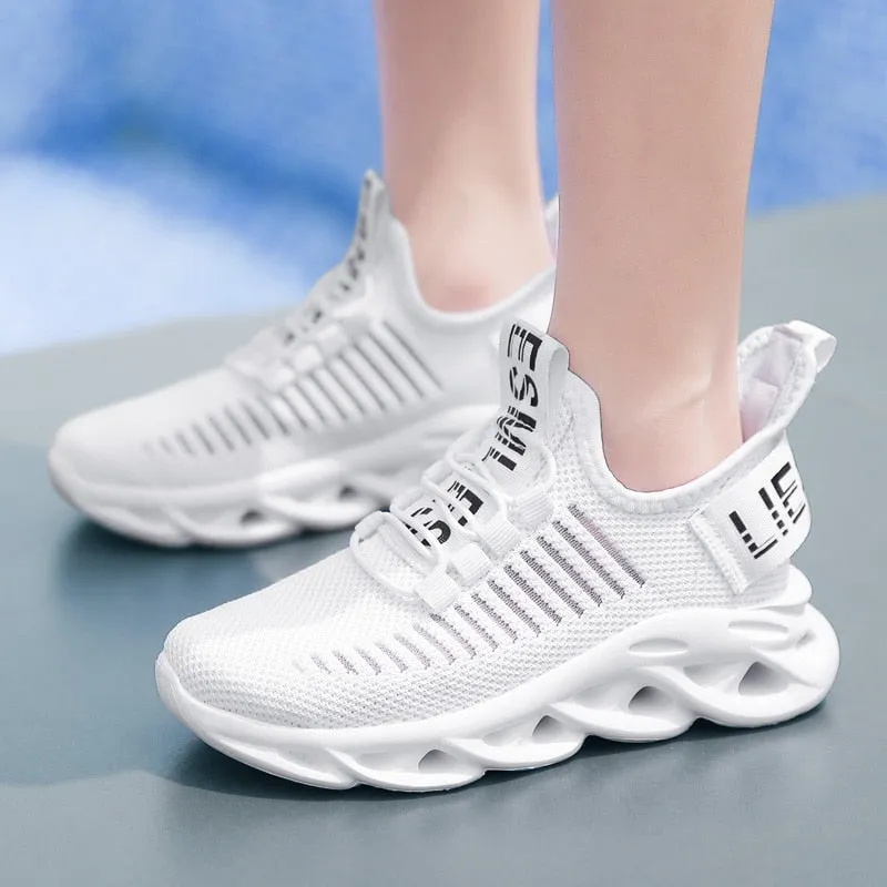 Children's Fashion Sports Shoes Boys Girls Running Outdoor Sneakers Breathable Soft Bottom Kids Lace-up Jogging Shoes