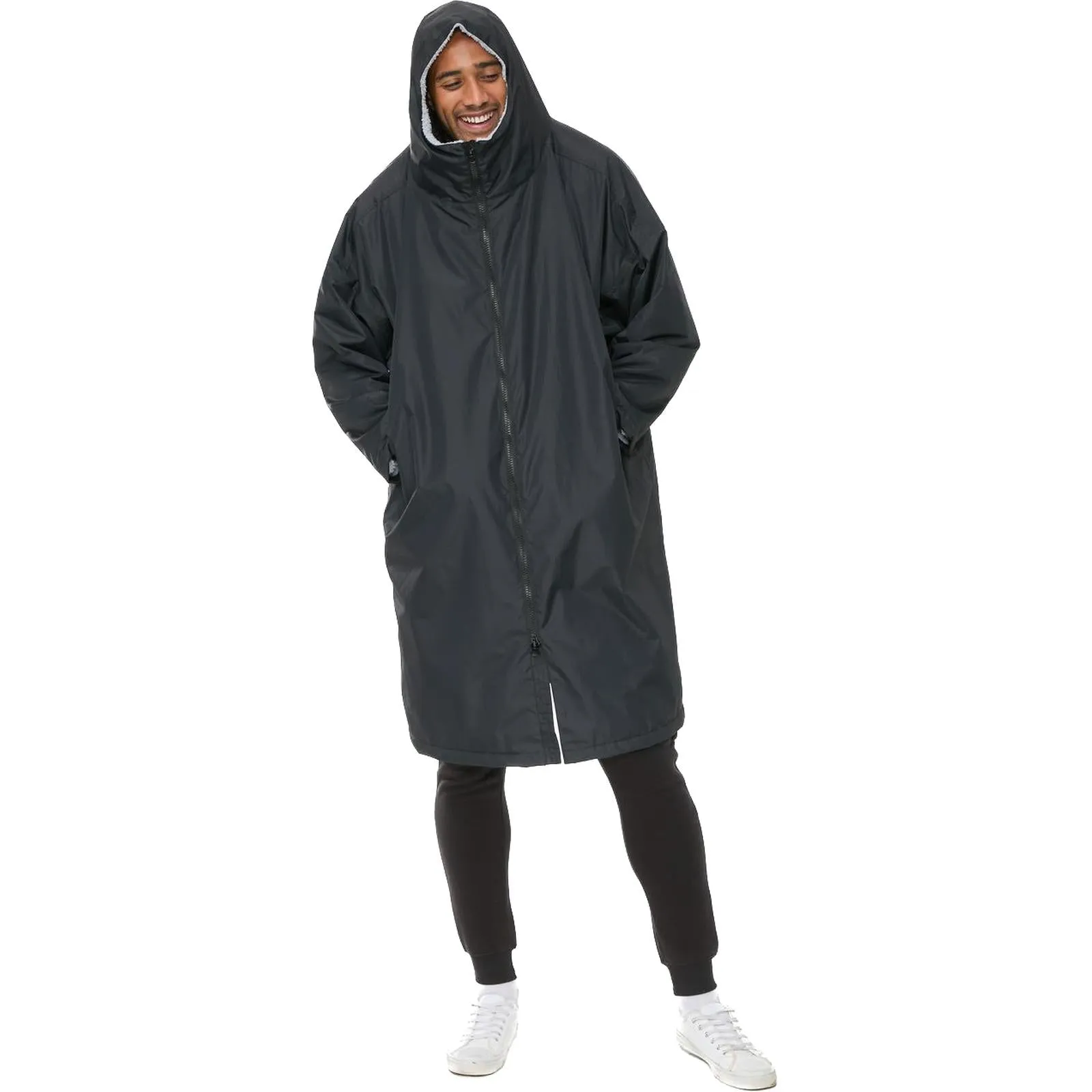 D555 Adults Webber Hooded Changing Robe