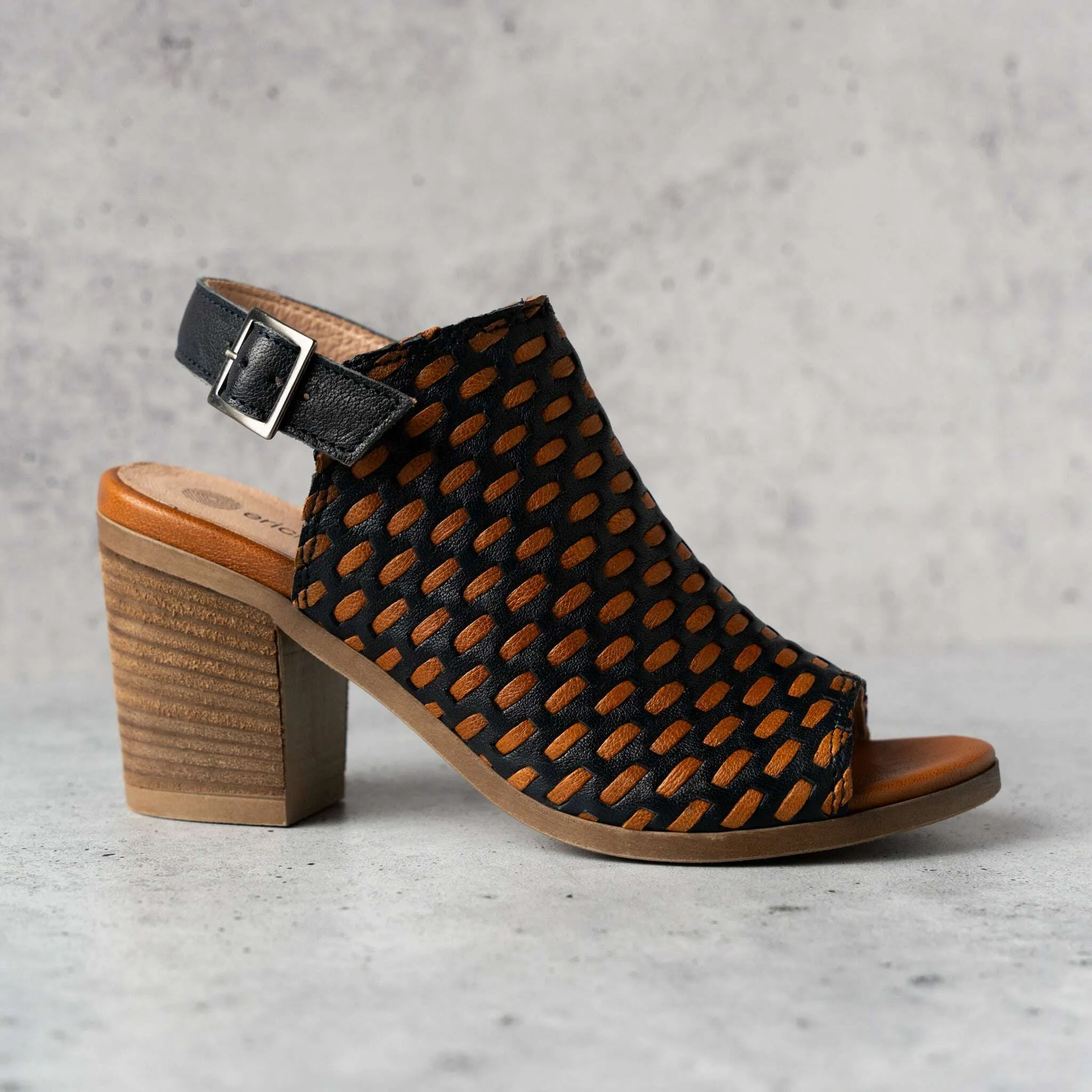 Eric Michael - Paris - Woven Cream/Tan or Black/Tan