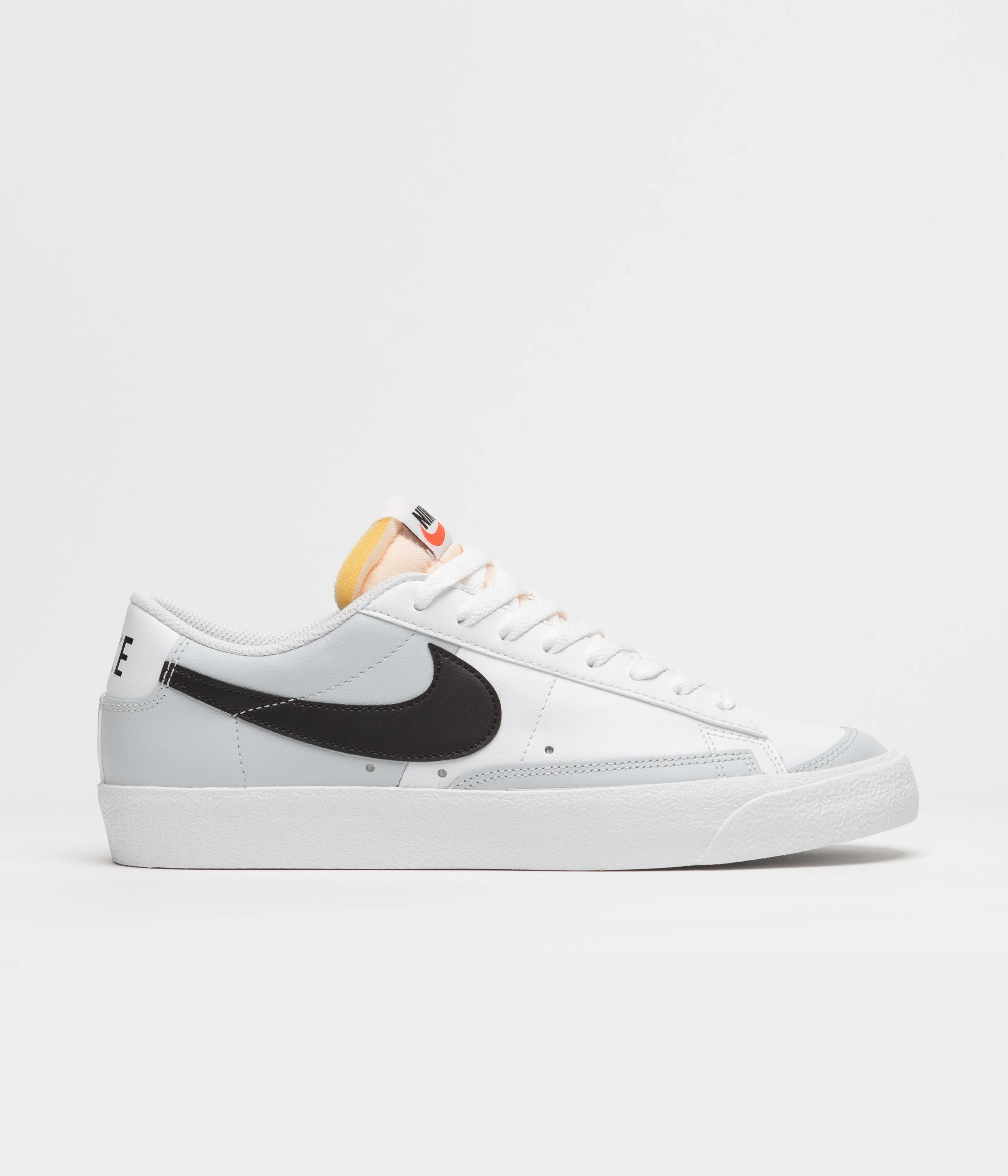 Nike Blazer Low 77 Shoes - White / Black - Pure Platinum