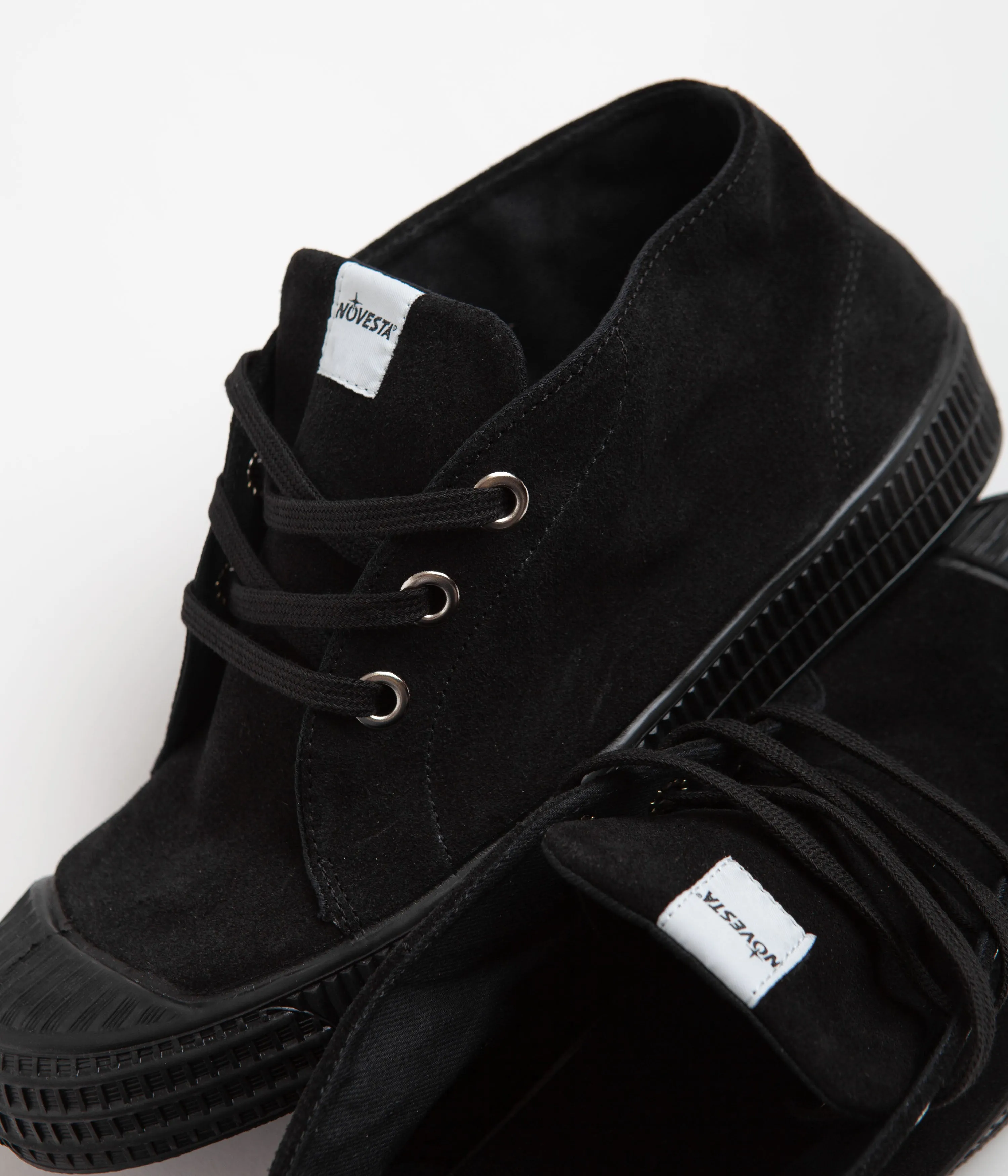 Novesta Star Chukka Suede Shoes - Mono Black