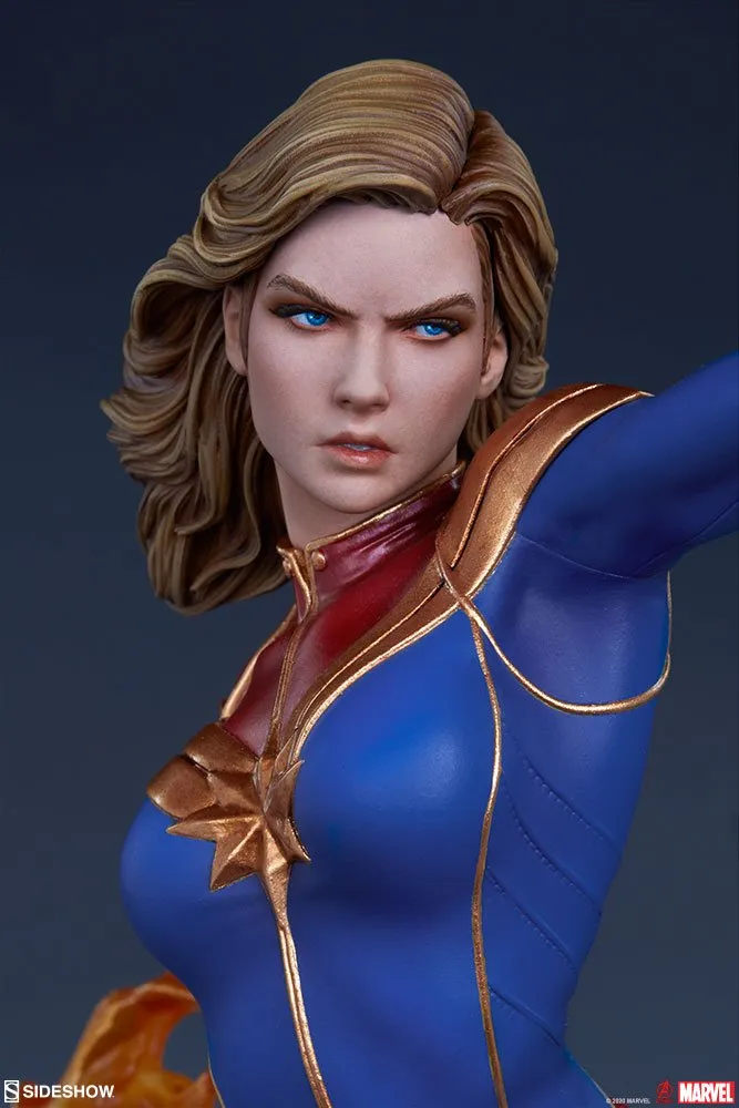 Sideshow Collectibles Captain Marvel Statue