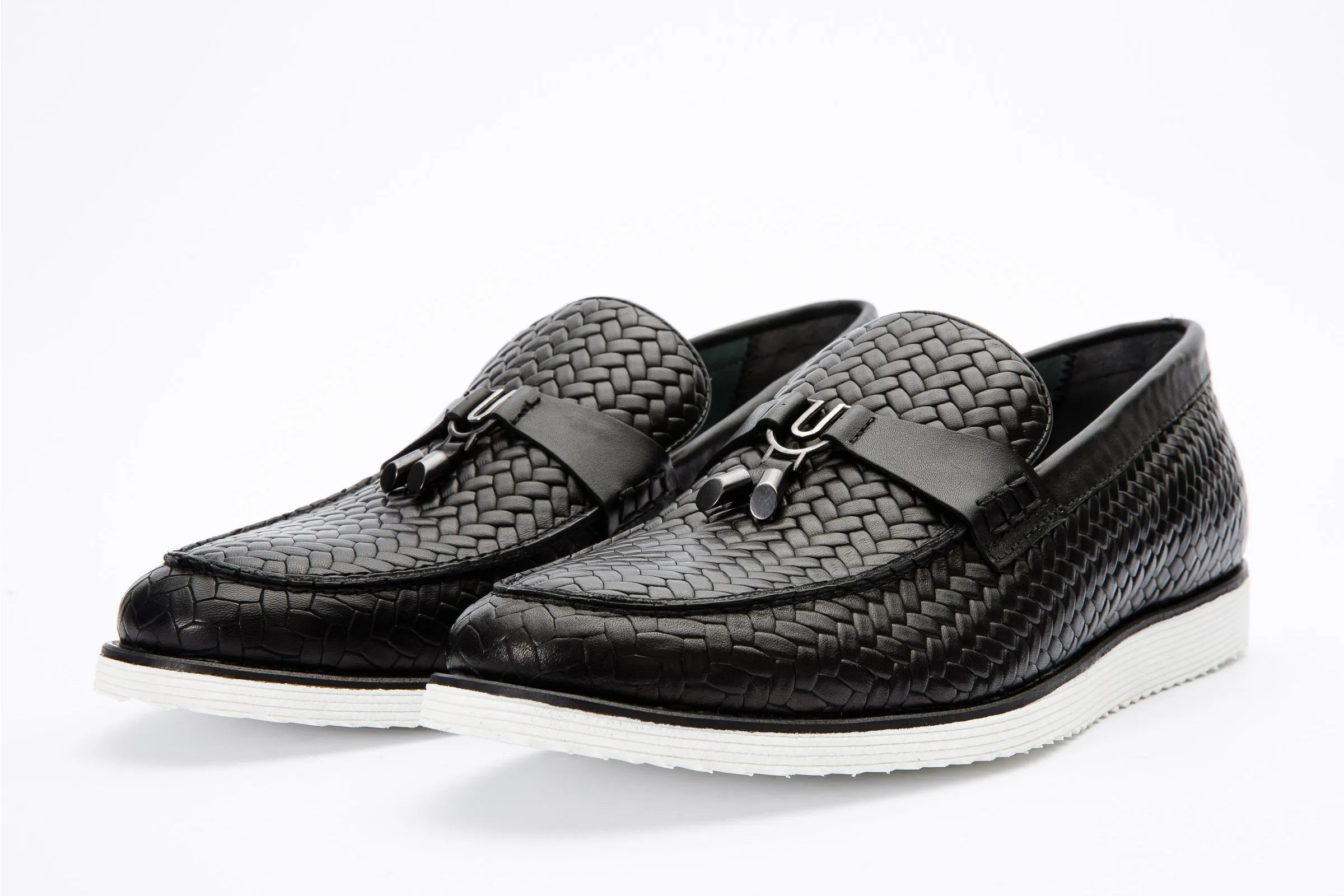 The Sperry Black Leather Tassel Loafer Men Shoe